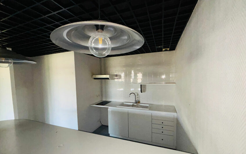 À LOUER  LOCAL COMMERCIAL / BUREAUX ? CLAMART (85/87 Avenue Henri Barbusse)