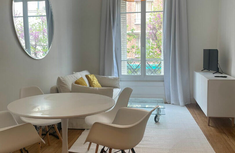 2 pièces MEUBLE de 45m2 ENTIEREMENT RENOVE à Montrouge