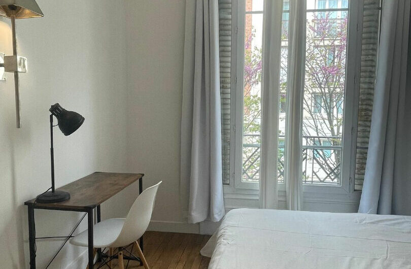 2 pièces MEUBLE de 45m2 ENTIEREMENT RENOVE à Montrouge