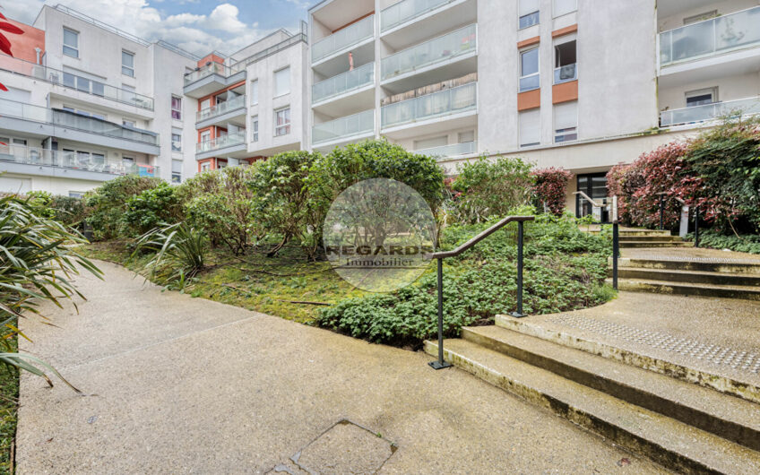 3P 61M² + BALCON / TERRASSE DE 11M² DANS UN IMMEUBLE RECENT