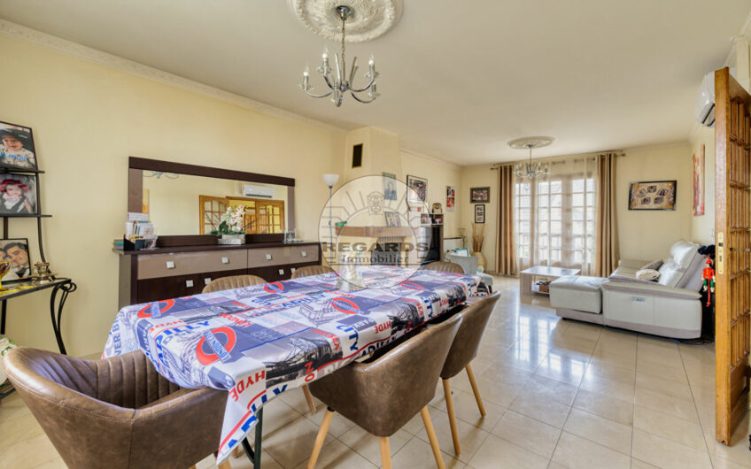 Maison Drancy 6 pièces de 200m² habitable sur une parcelle de 287m²