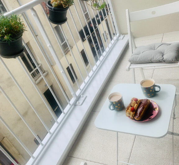 IMMEUBLE NEUF, 2 pièces MEUBLÉ avec balcon et parking