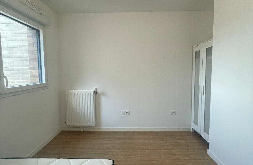 2/3 pièces MEUBLE à IVRY-SUR-SEINE