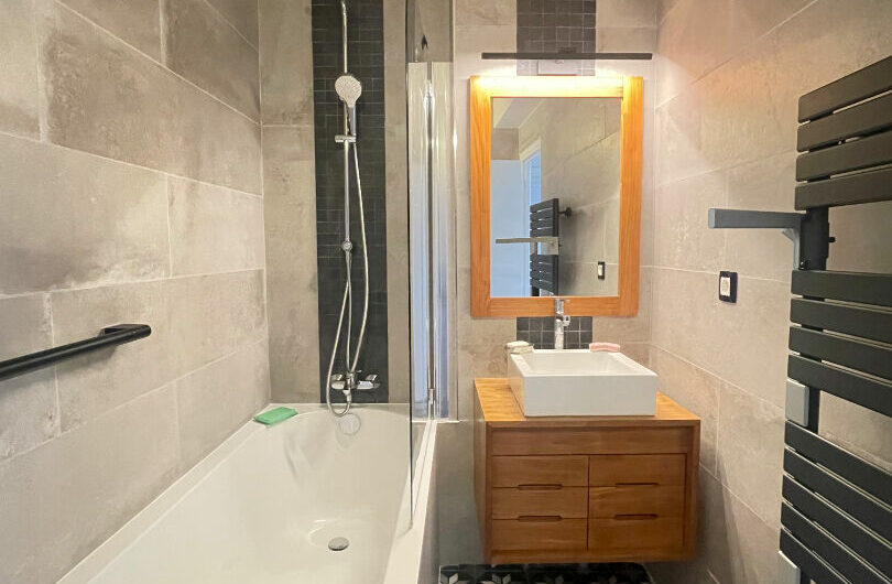 CHARMANT 2/3 PIECES MEUBLE de 51 m²  à MONTROUGE