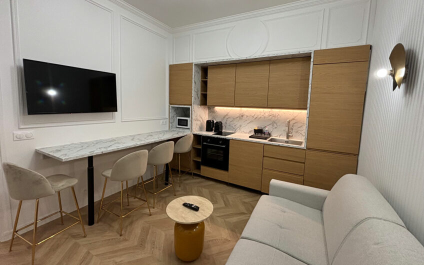 Magnifique 2 pièces meublé – Rue du bac – Paris 7